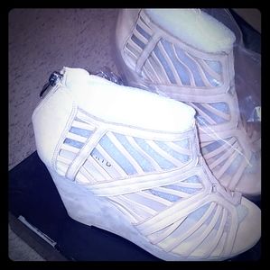 Suede wedge